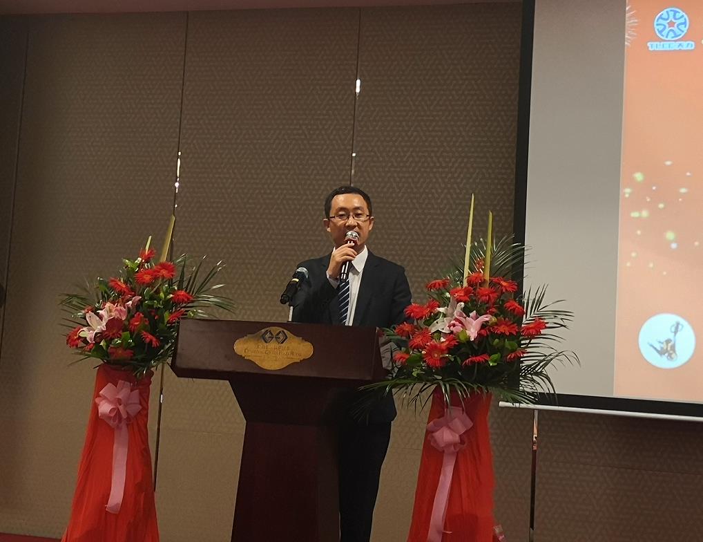 点击放大