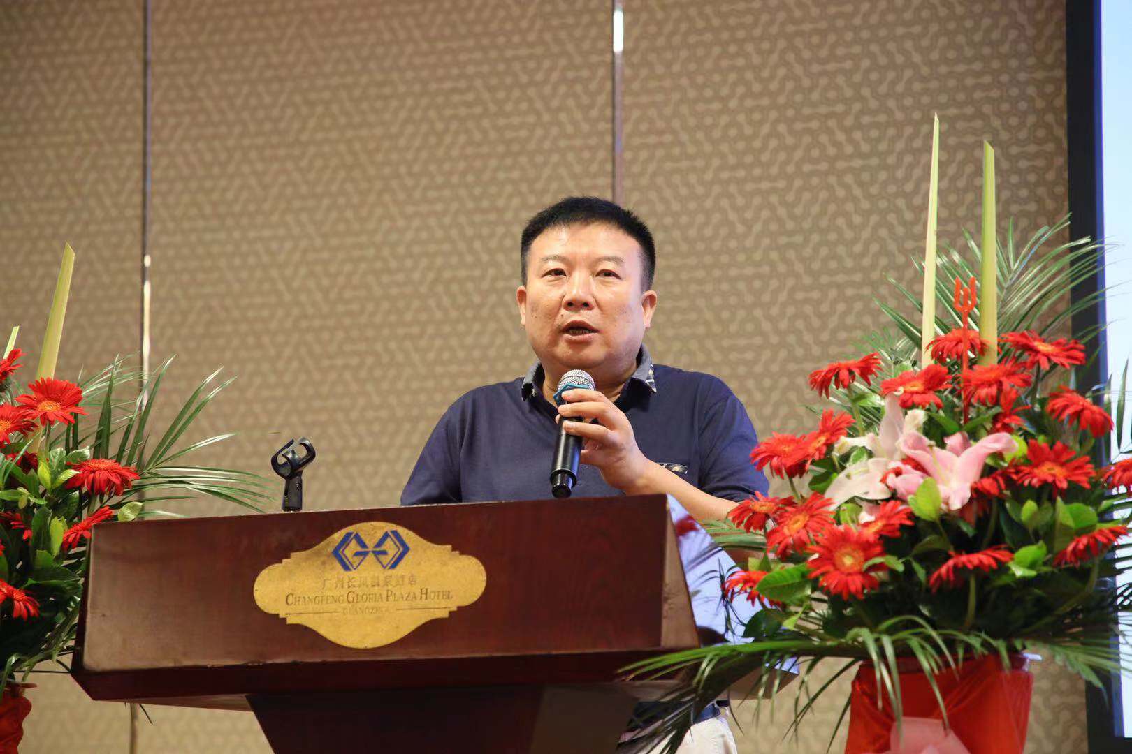 点击放大