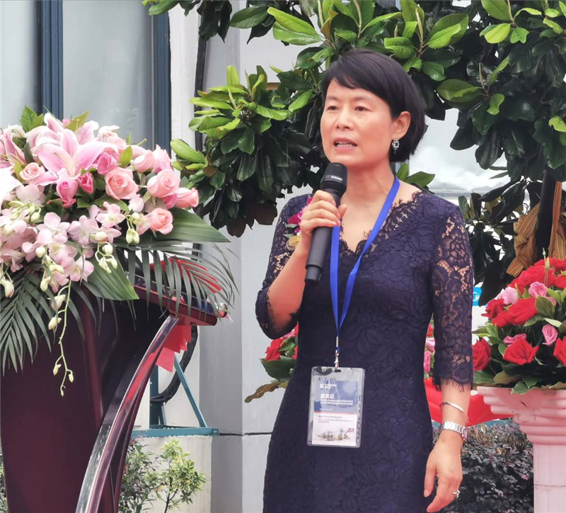 苏州工业园区高贸区副主任孙静霞女士