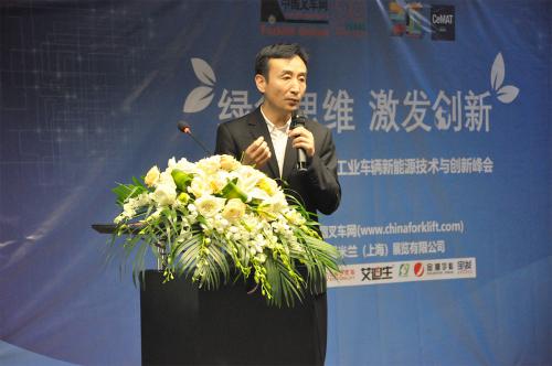 江西奥尔森新能源有限公司管式电源事业部总经理潘月鹏演讲