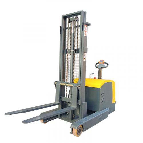 全电动堆高车厂商_兰州全电动堆高车_新牛盾全电动拣选堆高车怎么样