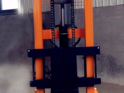  多功能1吨手动液压堆高车