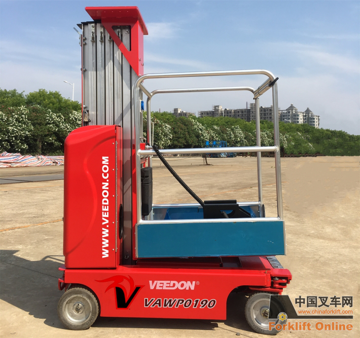 自行走单桅高空作业平台Ⅱ