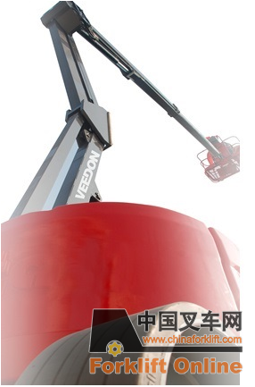 电动曲臂式高空升降平台