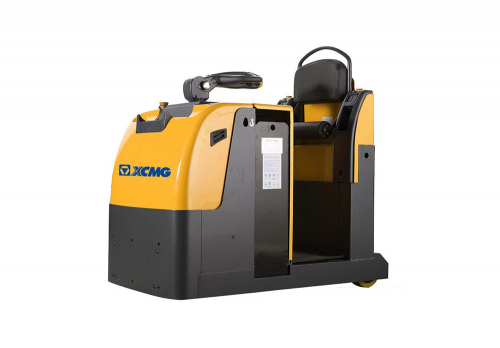 站驾式牵引车 XCT-P30