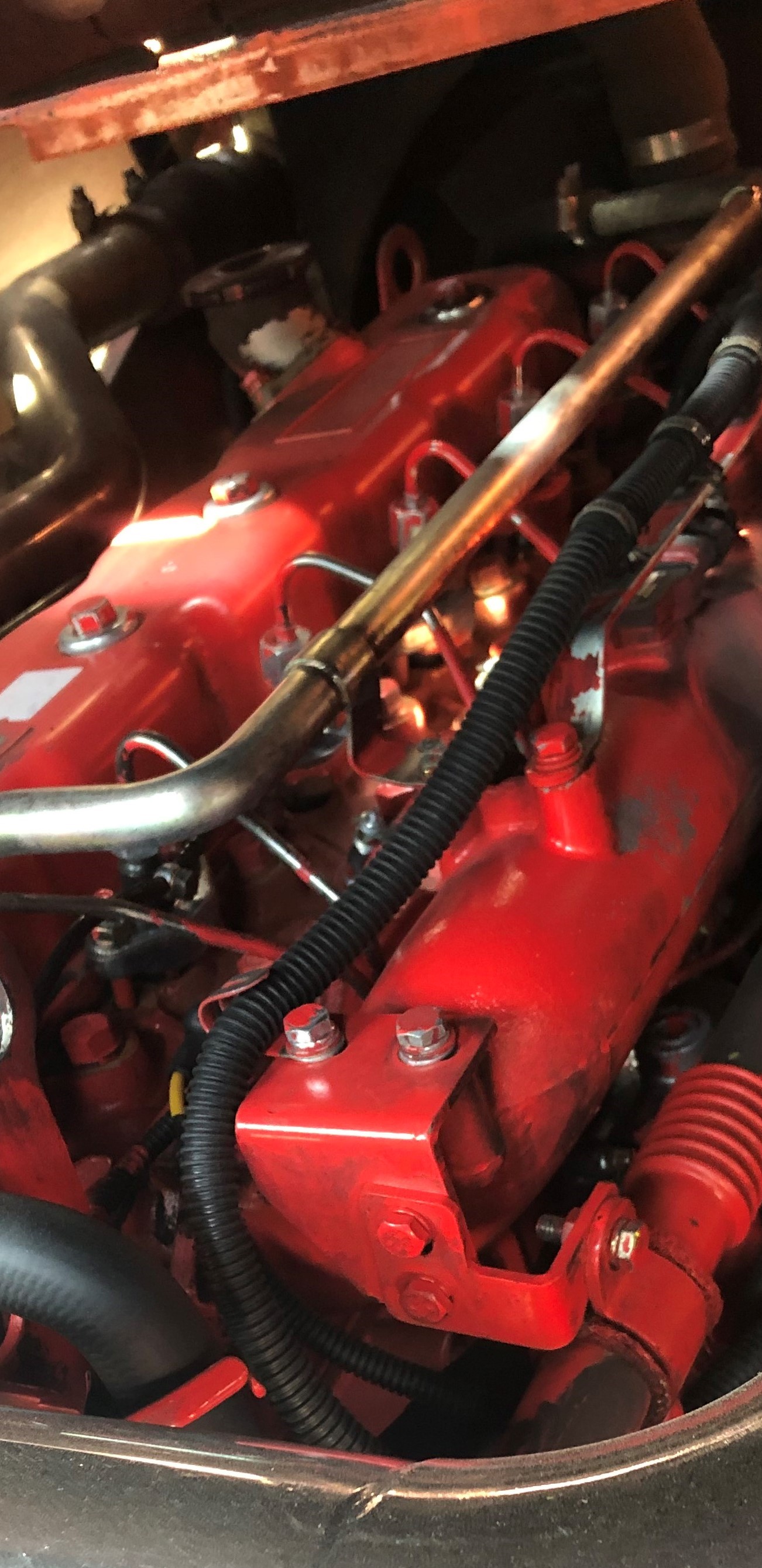 转让一台龙工10吨叉车，国三发动机，3米6门架，手续齐全