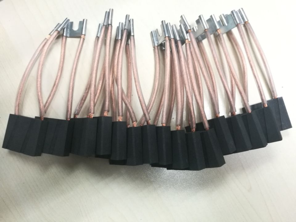 林德叉车配件电机碳刷0009718189，0009718156，0009718124，0009718158，0009718124，0009718141，0009718154