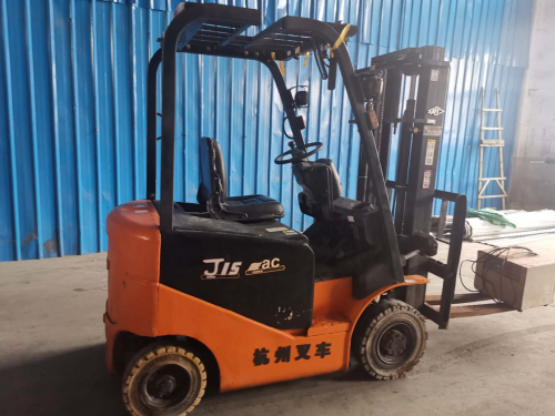 杭叉1.5吨电瓶叉车