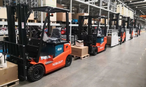 诺力叉车为安徽某电器企业提供智能物流仓储设备