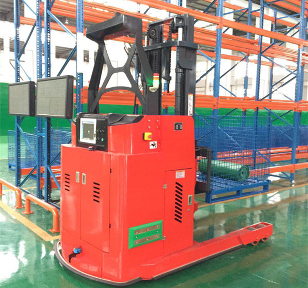 YAB35-40 叉腿式AGV