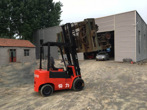 水泥砖专用叉车