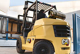 catlifttruck:液化石油气叉车
