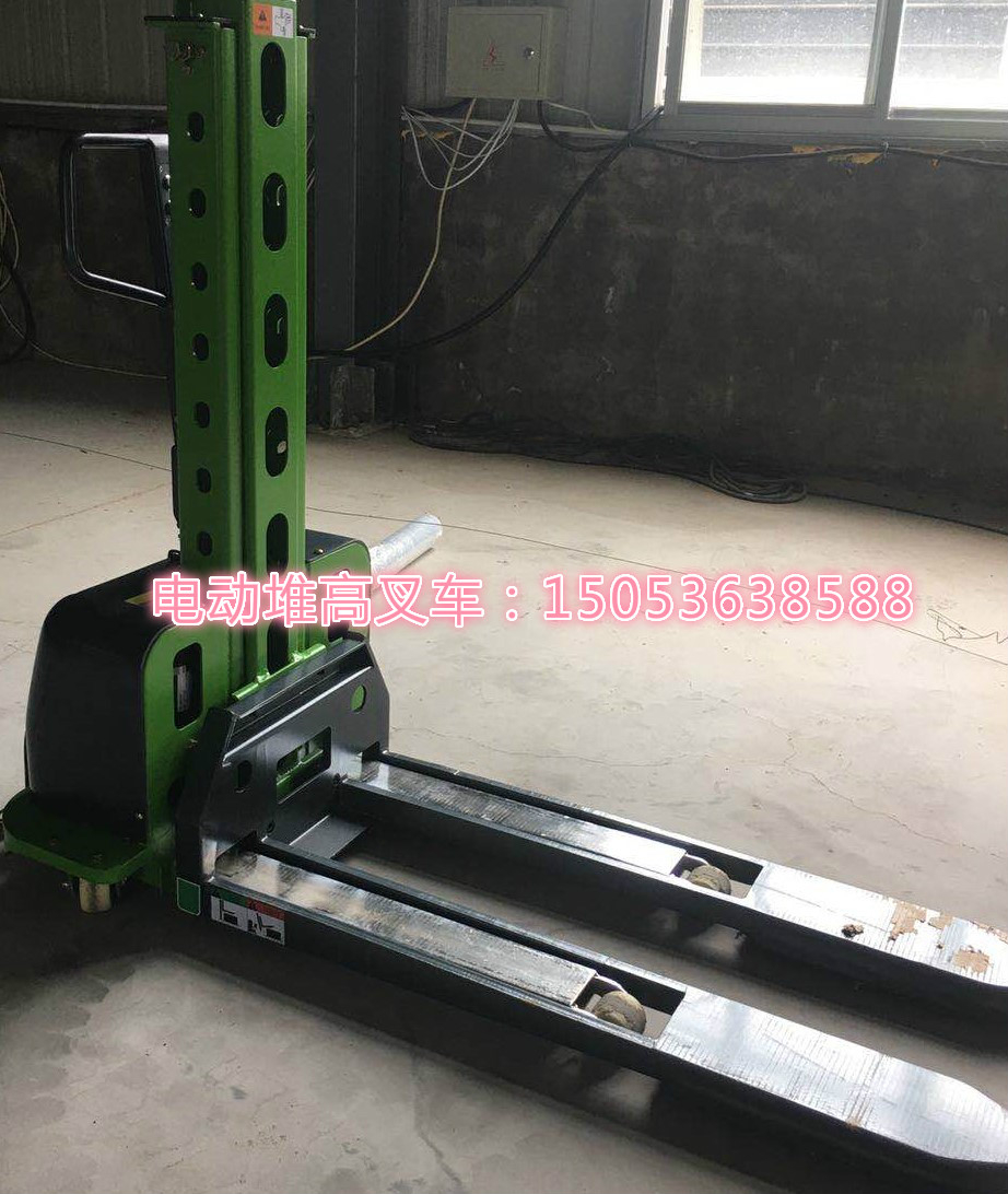 电动叉车电动堆高升降车托板搬运堆高车_中国叉车网(www.chinaforklift.com)