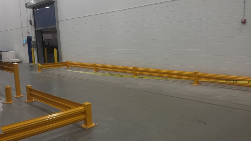 Warehouse Design叉车过道防护栏