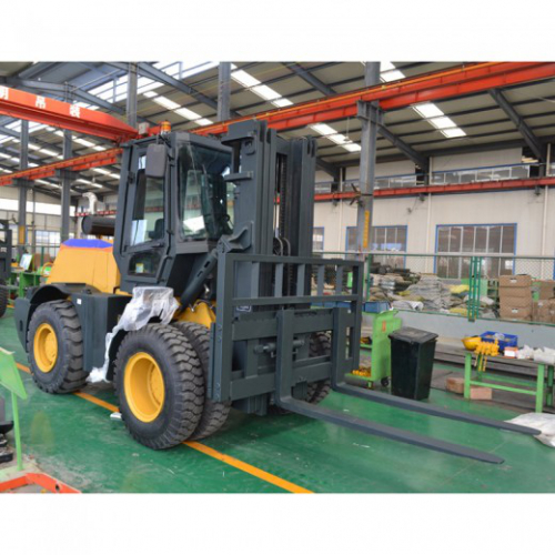 佳奎  7T越野柴油叉车