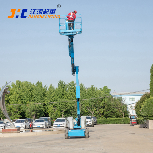 江河:15米柴油全自行走曲臂式高空作业平台