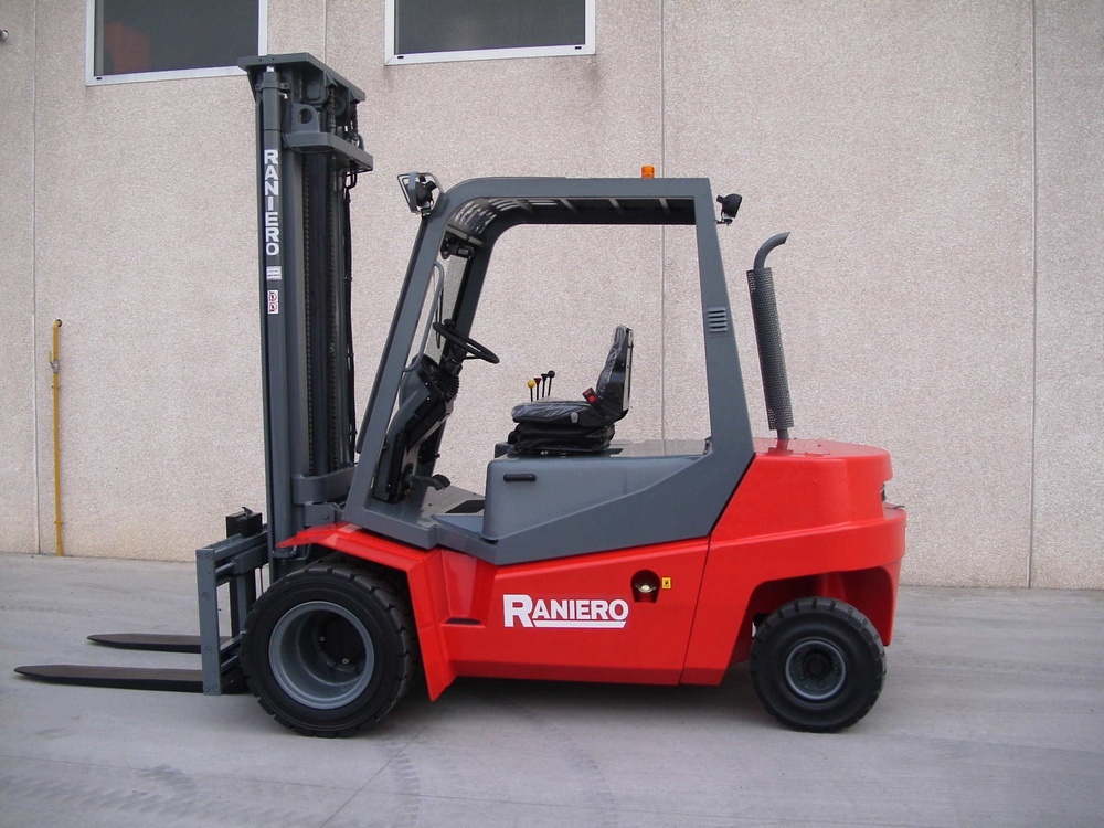 Raniero:内燃平衡重叉车C40 HC45 HC50 H-500