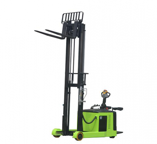 升格:小前移叉车