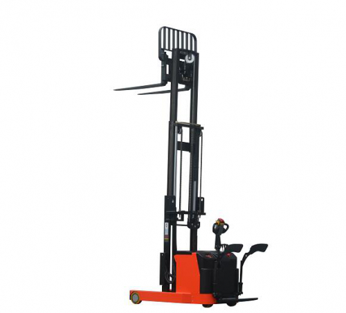 升格:小前移叉车