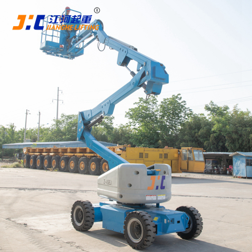 江河:15米柴油全自行走曲臂式高空作业平台