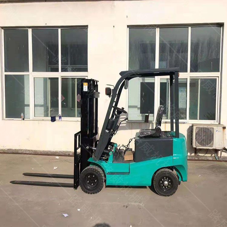 厂家货物搬运堆垛电动叉车 1吨两吨电动叉车 充电电动叉车 