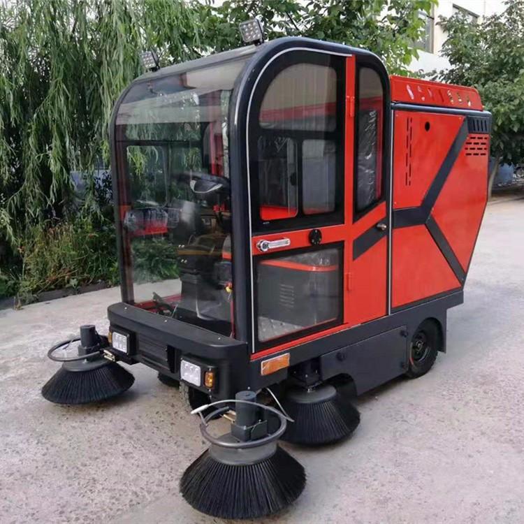 定制小型电动清扫车 全封闭式路面清扫车 电动四轮扫路车