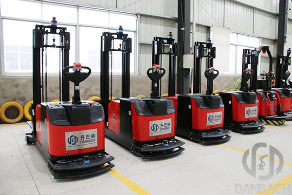 agv搬运叉车,agv智能叉车