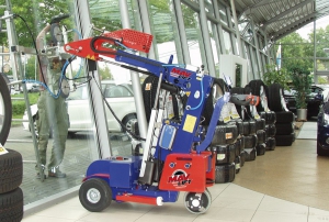 MAVLift 620 室内玻璃机器人