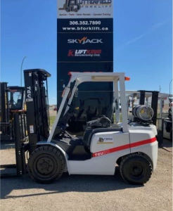Butterfield Forklift：New TEU FG30T Forklift