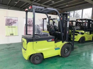 2.5吨电动叉车克拉克叉车