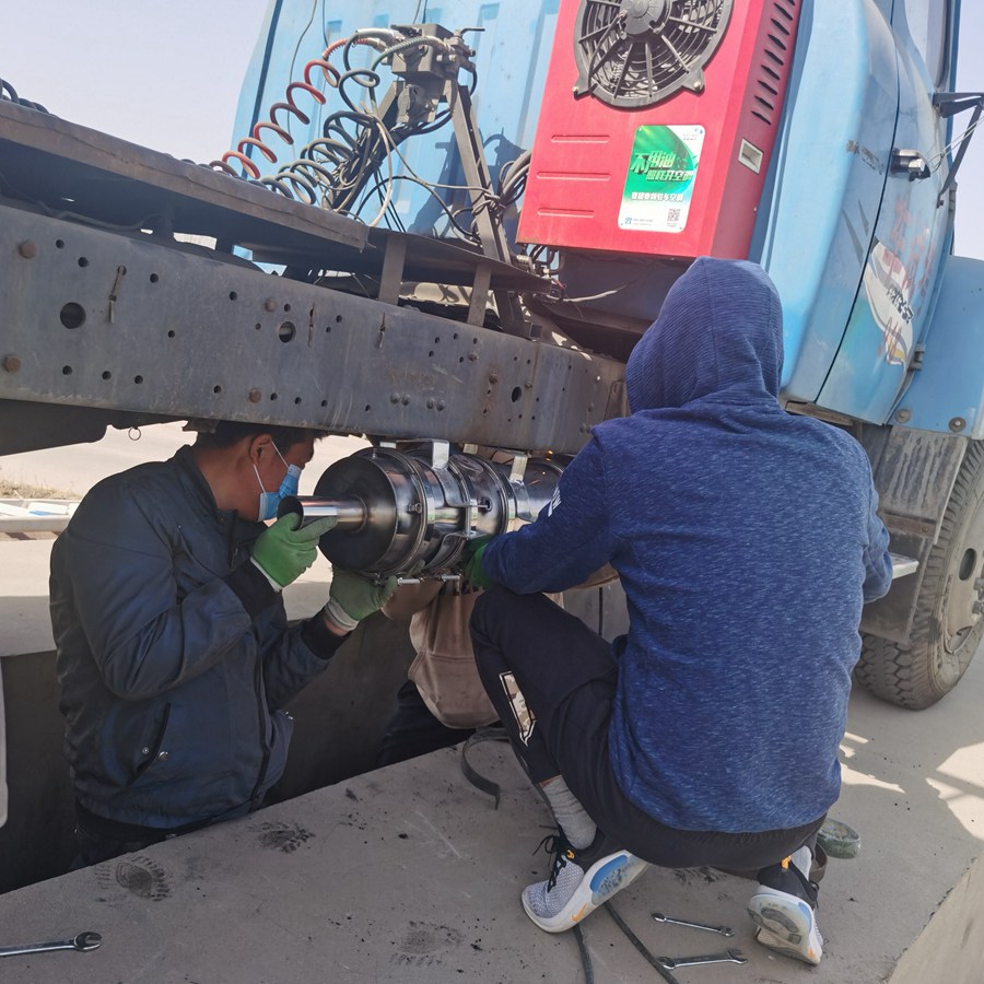 山东绿昊生产非道路移动机械安装尿素净化器系统，双降型尾气净化器，DOC+CDPF+催化剂涂覆+SCR+尿素电控系统+在线监控