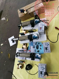 供应光电纠偏控制器，同步电机，传感器