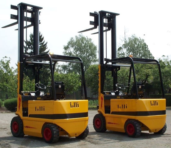 叉车