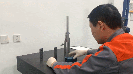 诺力成为长兴县唯一一家有自主进行长度计量器具的检定校准及维护保养资质的企业