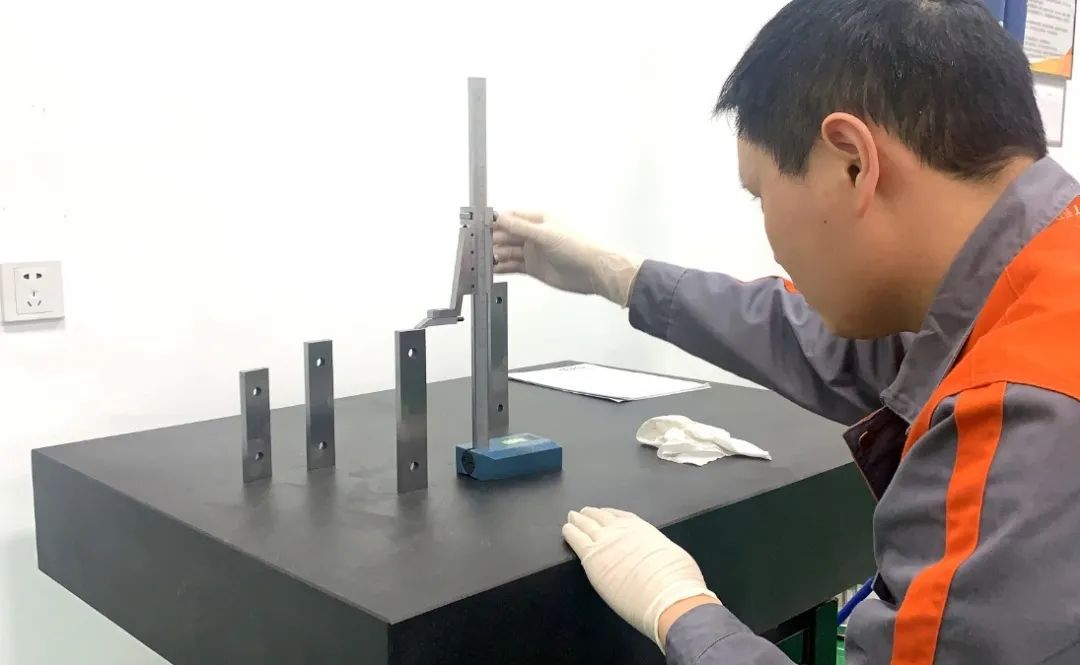 诺力成为长兴县唯一一家有自主进行长度计量器具的检定校准及维护保养资质的企业
