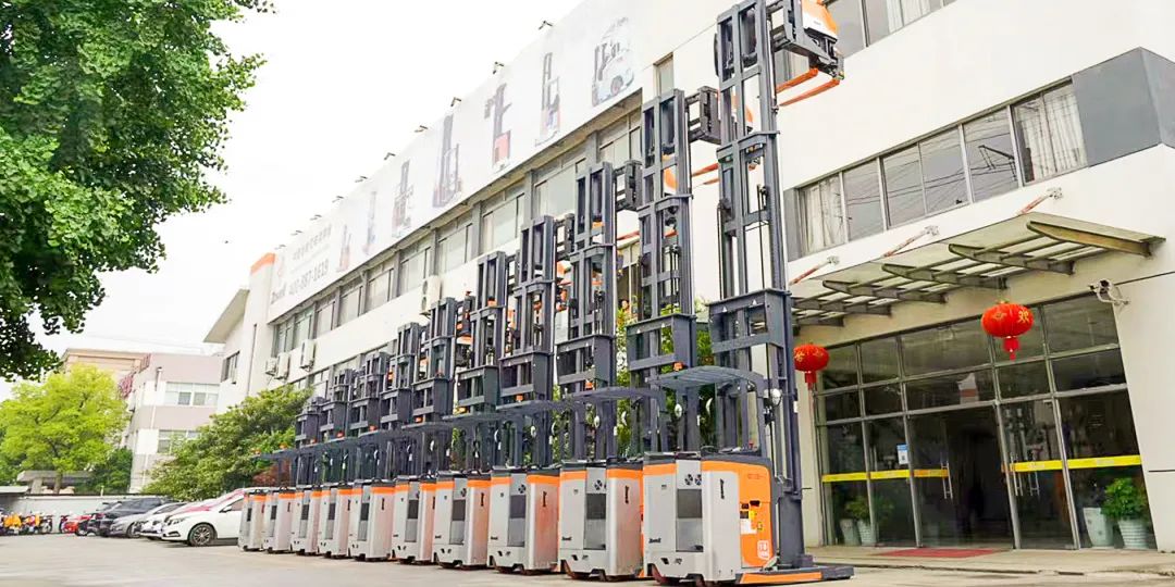 客户案例｜卓一三向叉车批量交付新能源工厂