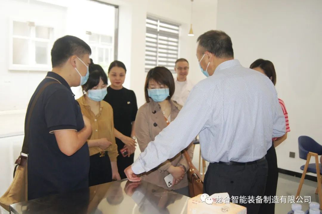 福建证监局领导莅临省市重点上市后备企业龙合智能调研座谈