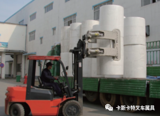 卡斯卡特叉车属具在纸业的应用