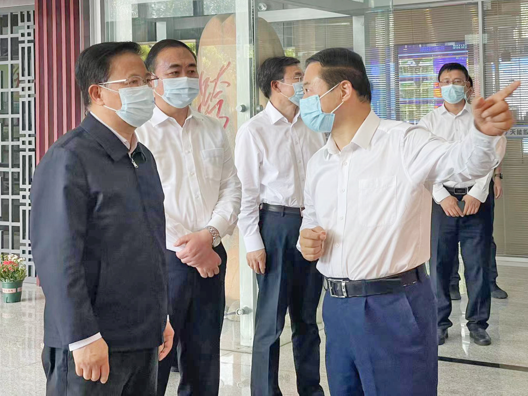 安徽省委书记郑栅洁调研天能