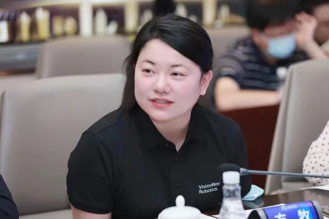 深圳市领导调研深商联，未来机器人作为代表企业之一参与交流访谈