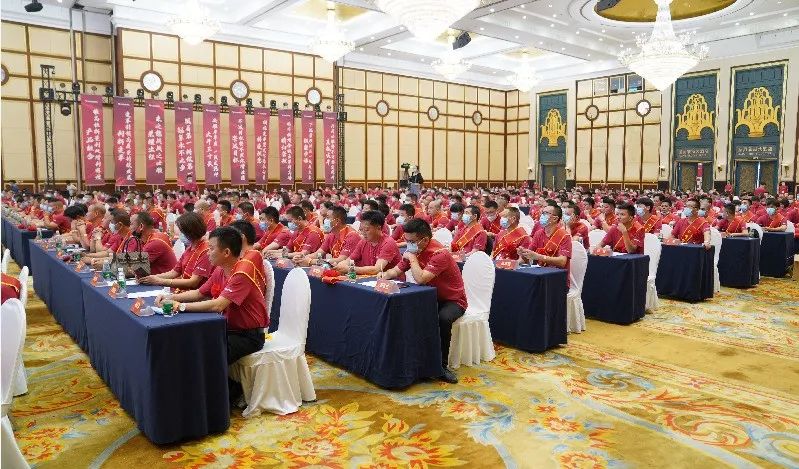 冠军不止步！天能千人营销战略发布会成功举办