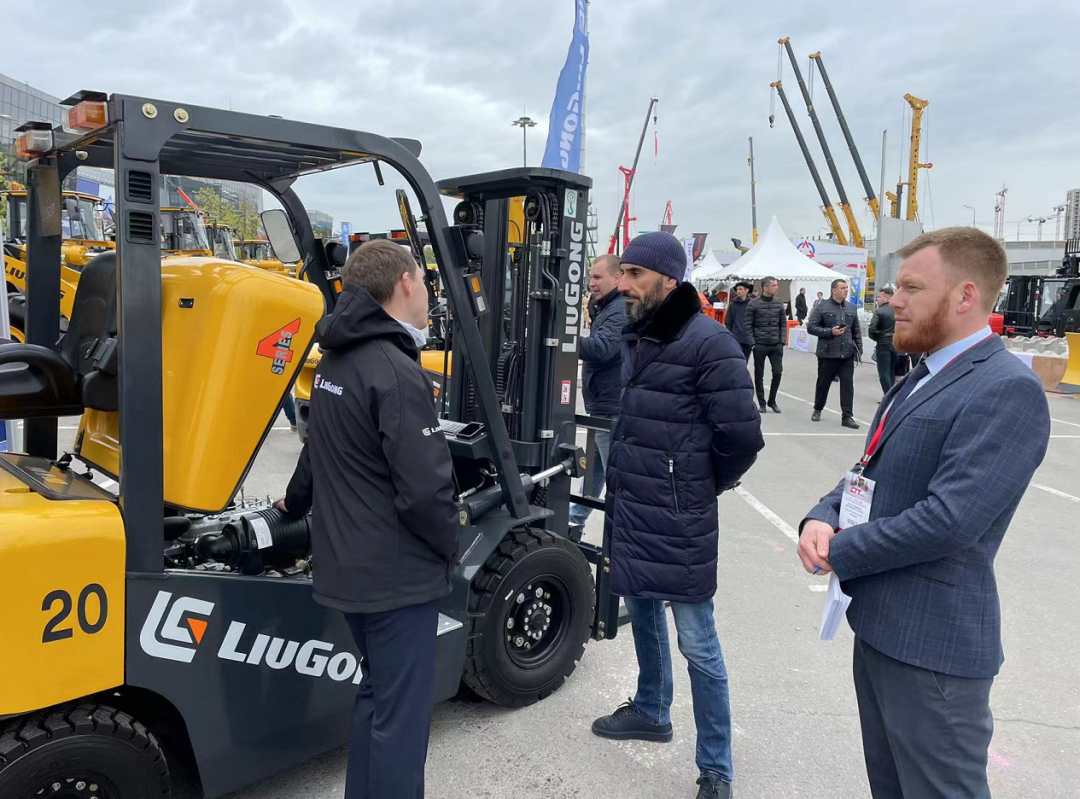 BAUMA CTT Russia 2022 ∣ 柳工叉车彰显硬实力
