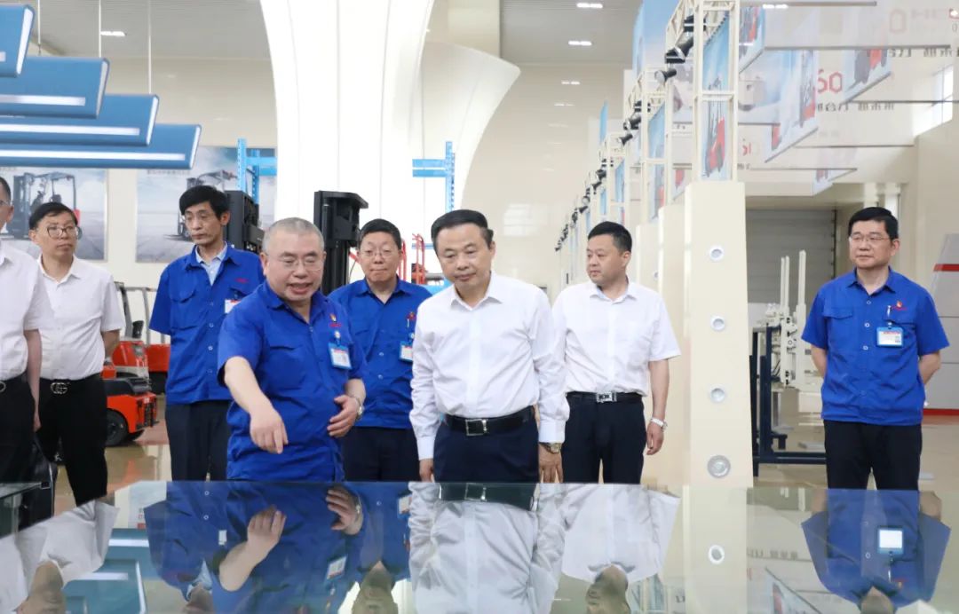 天能、合力再携手，共奔“双碳”新蓝海