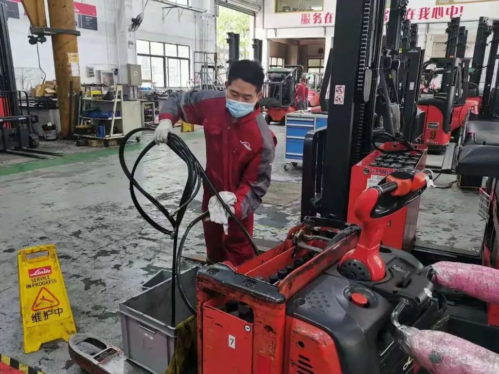 一路“沪”航，林德叉车租赁车队助力上海复工复产