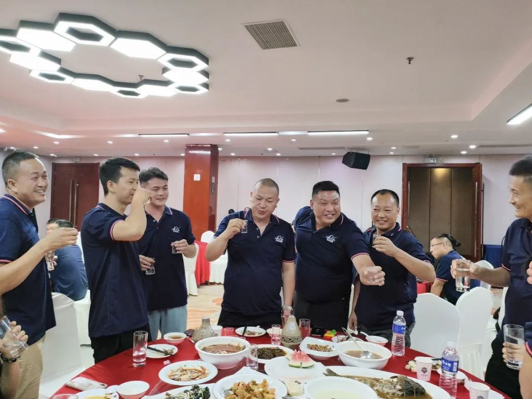 聚力同创，资源共享！理士国际河南销售公司携手河南飞翔年中答谢会暨订货会圆满成功！