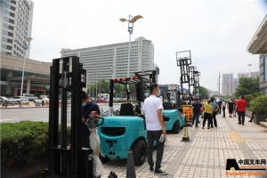 宝骊(潍坊)产品推介会