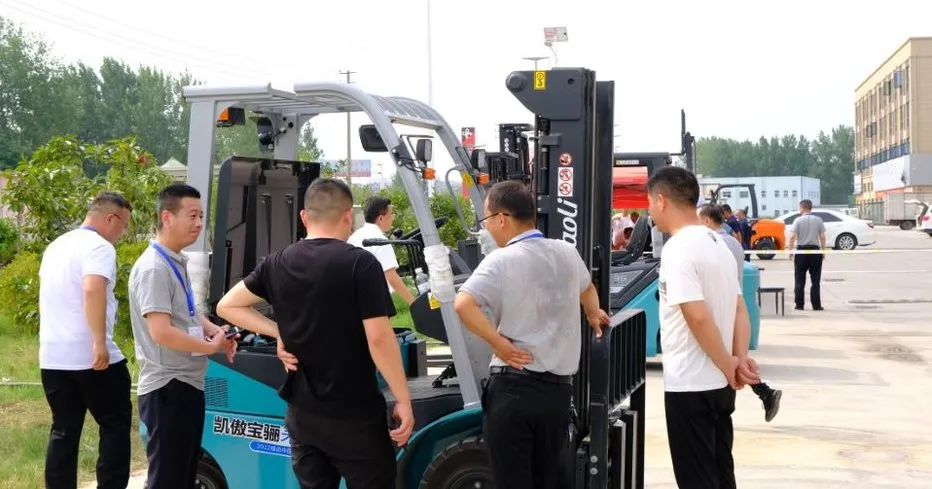 荣耀豫东！“宝骊来电了”河南试驾荟暨商丘经销商新店开业，重磅启程