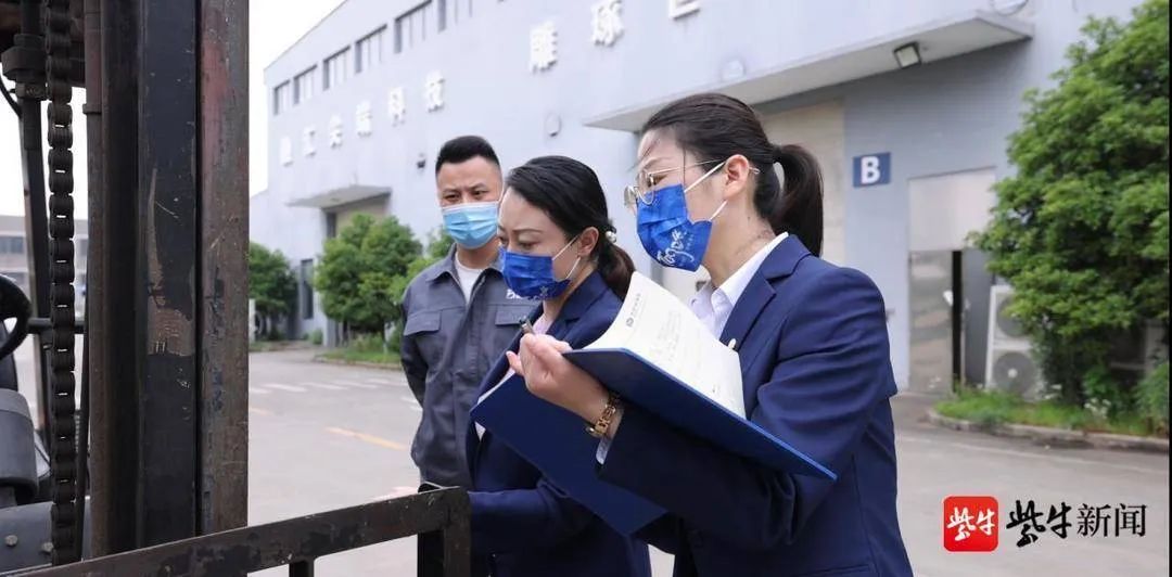 保险+技改+共享，江苏南通这样为叉车系上“安全带”