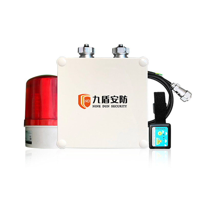 UWB叉车防撞预警报警系统拐角盲区无线测距行人倒车碰撞