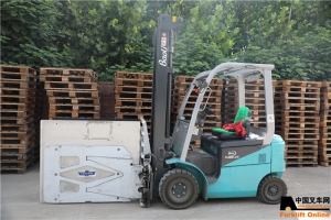 某电器物流中转站